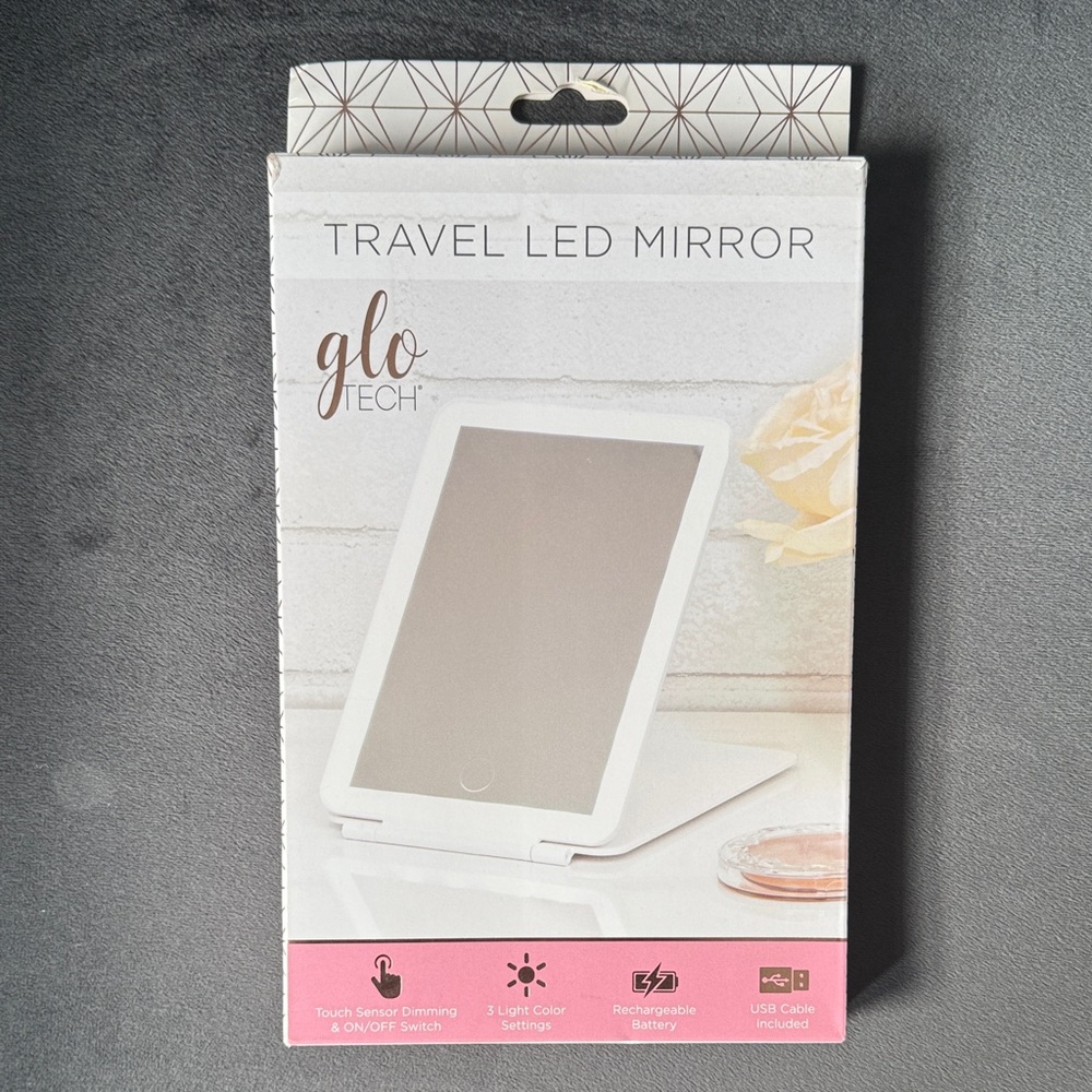 ⚠️White Travel LED Mirror⚠️